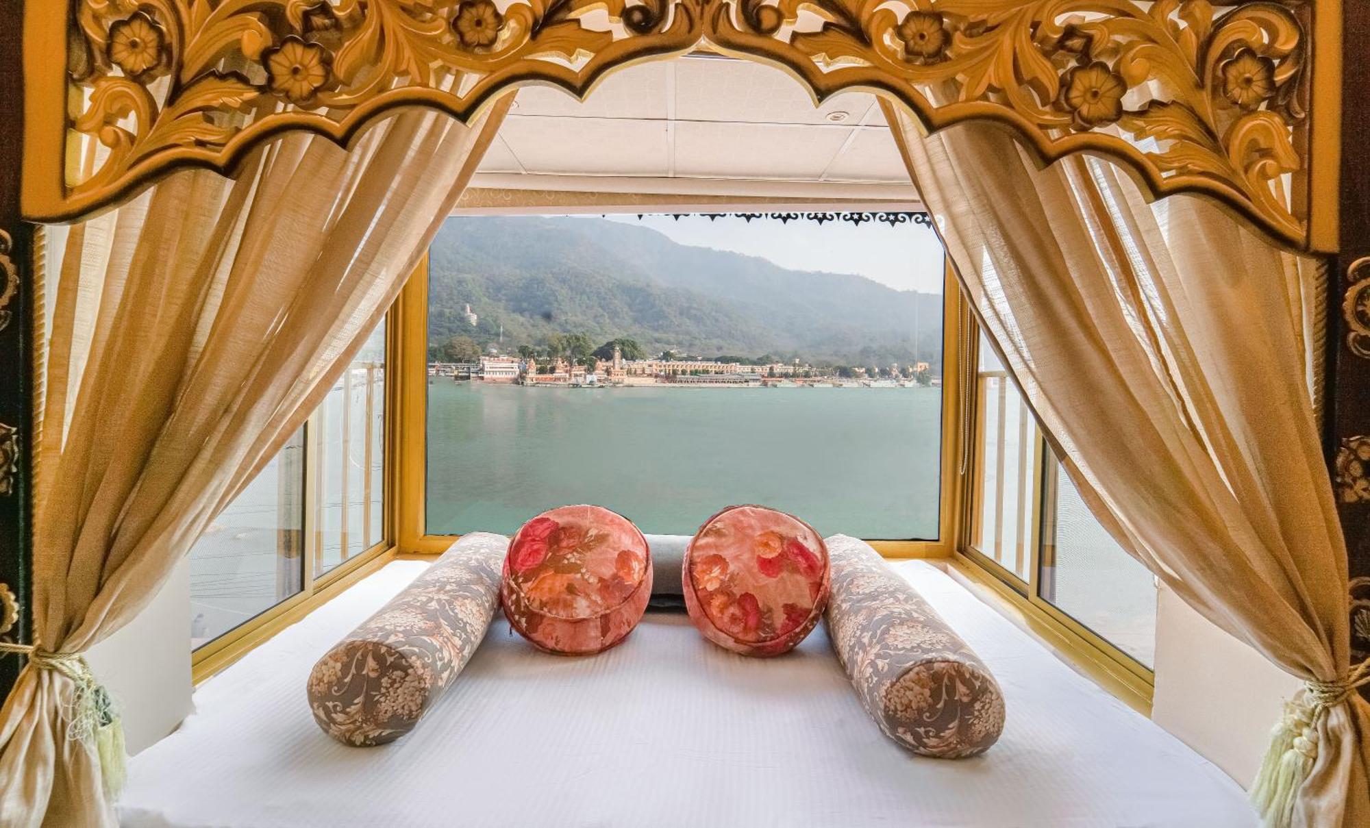 The Neeraj Ganga Heritage Palace Rishīkesh Extérieur photo