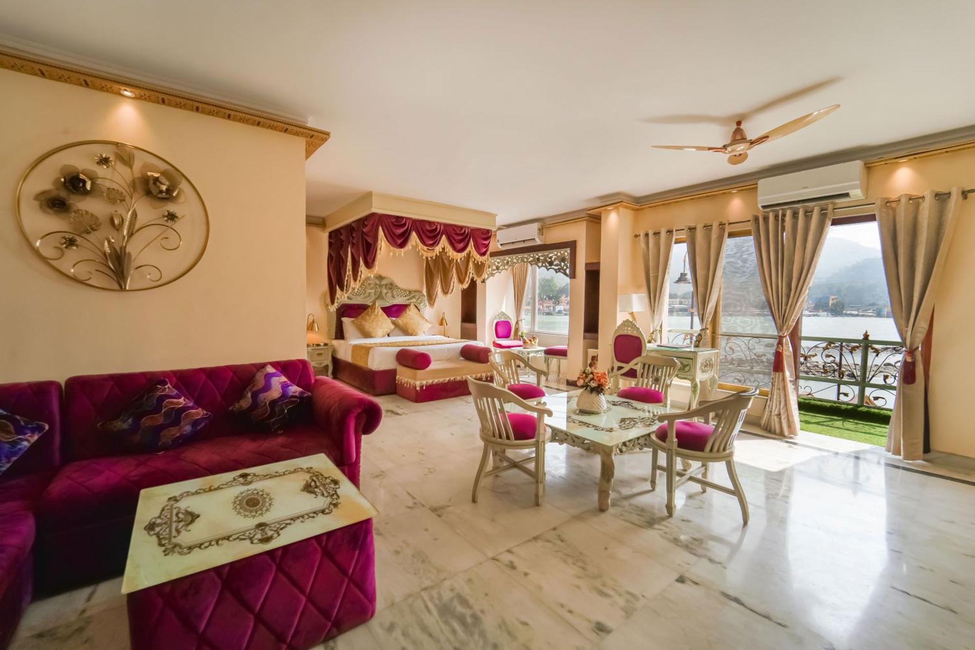 The Neeraj Ganga Heritage Palace Rishīkesh Extérieur photo
