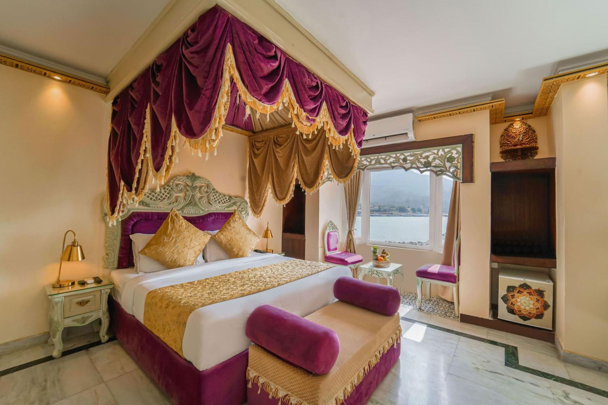 The Neeraj Ganga Heritage Palace Rishīkesh Extérieur photo