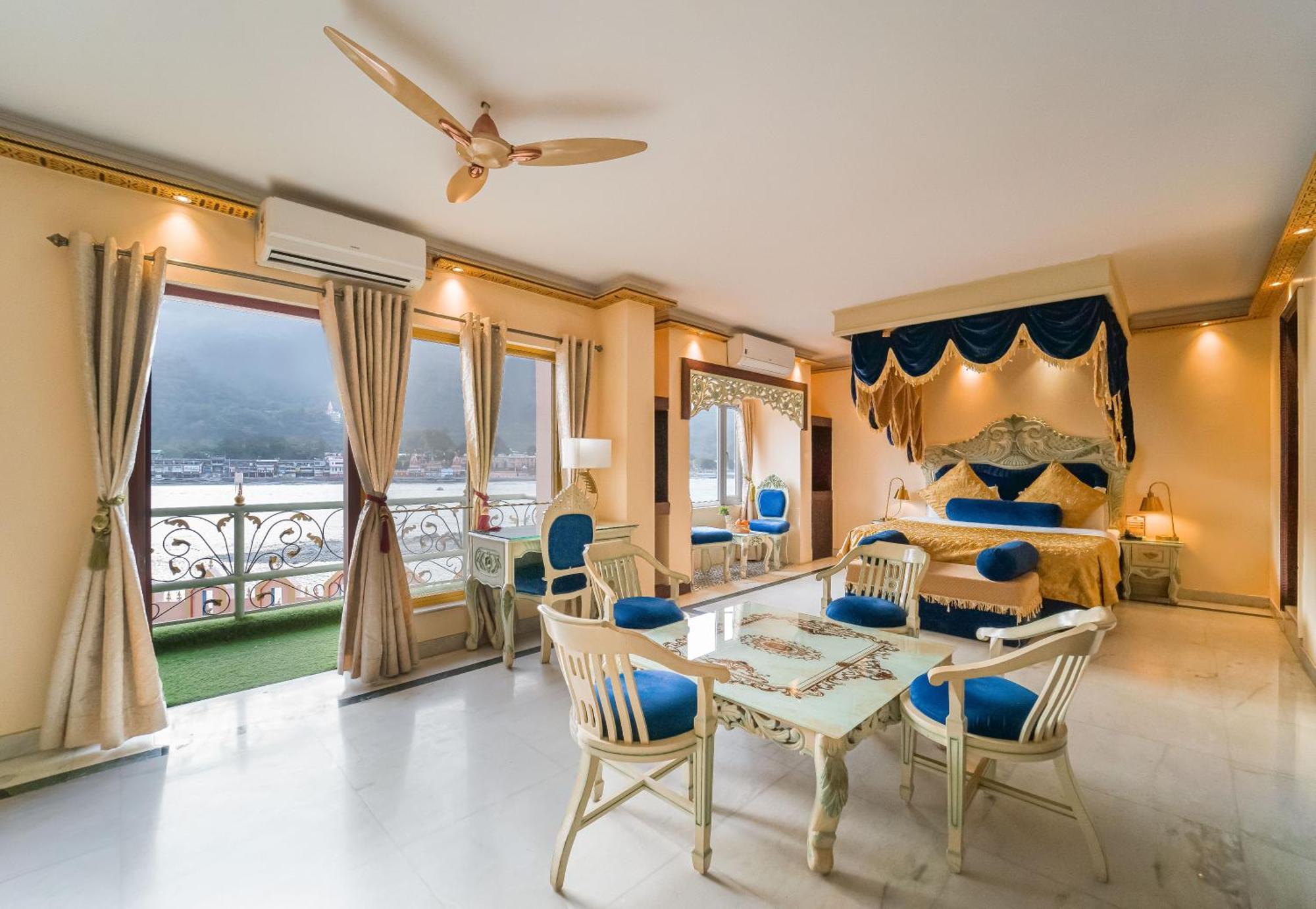 The Neeraj Ganga Heritage Palace Rishīkesh Extérieur photo