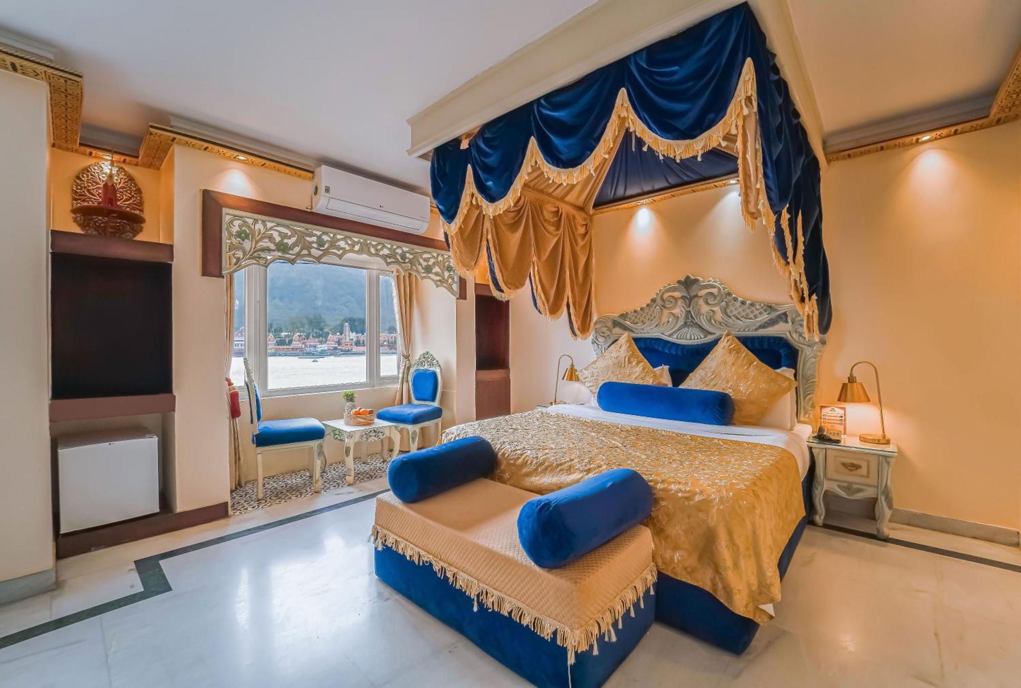 The Neeraj Ganga Heritage Palace Rishīkesh Extérieur photo