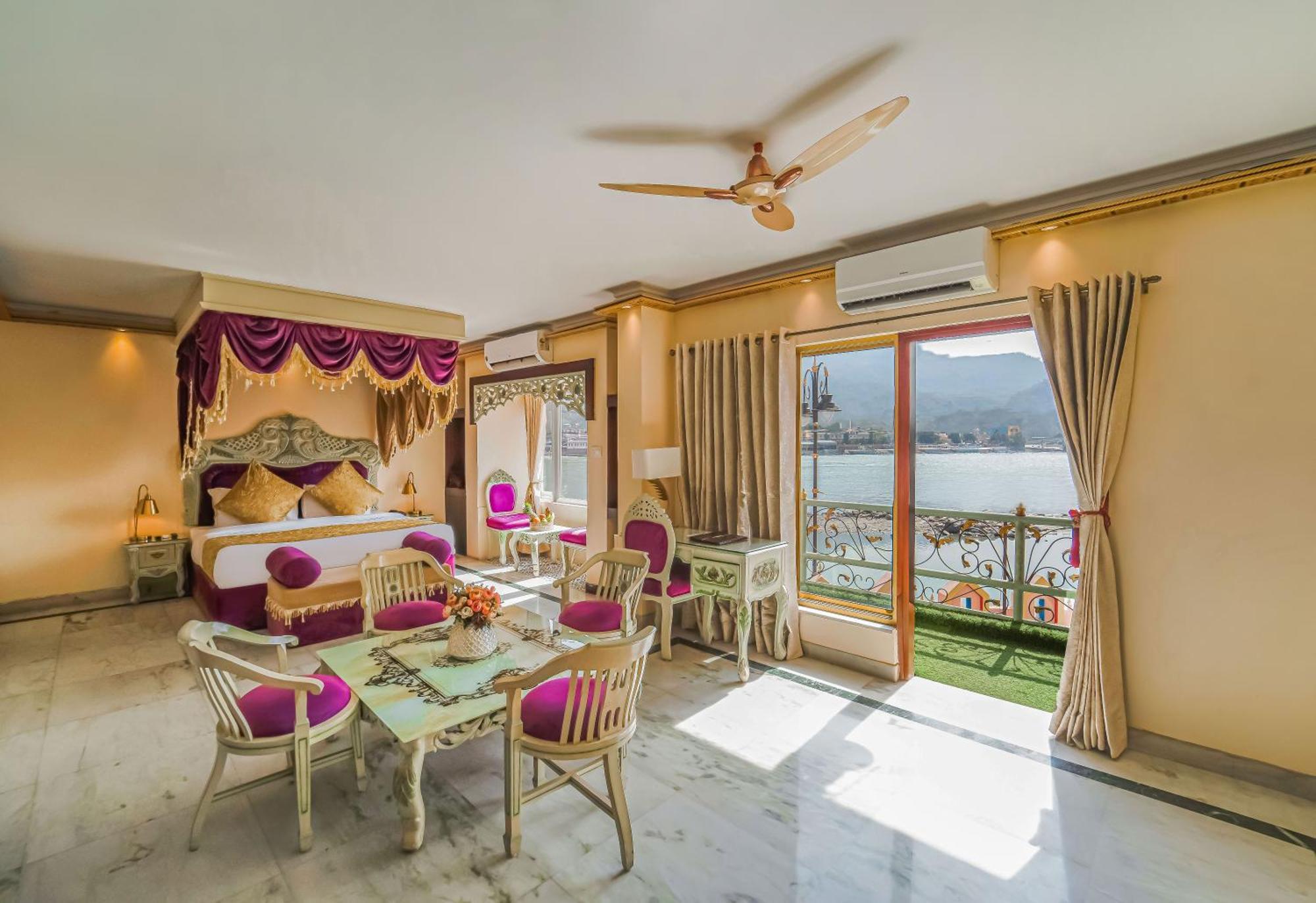 The Neeraj Ganga Heritage Palace Rishīkesh Extérieur photo