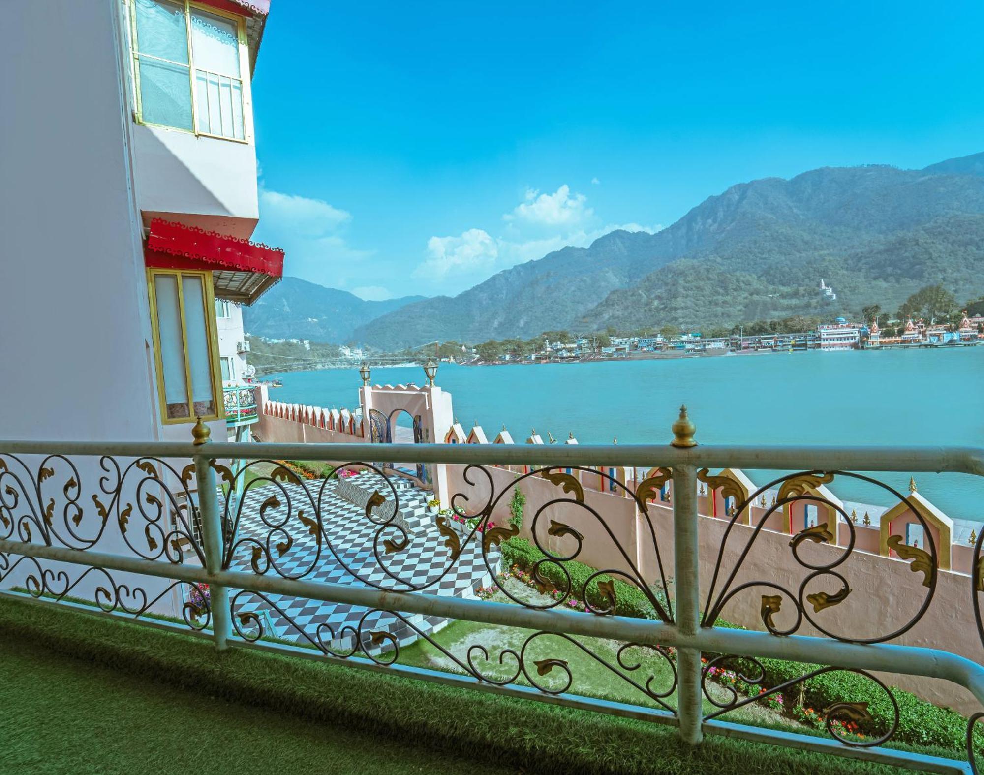 The Neeraj Ganga Heritage Palace Rishīkesh Extérieur photo