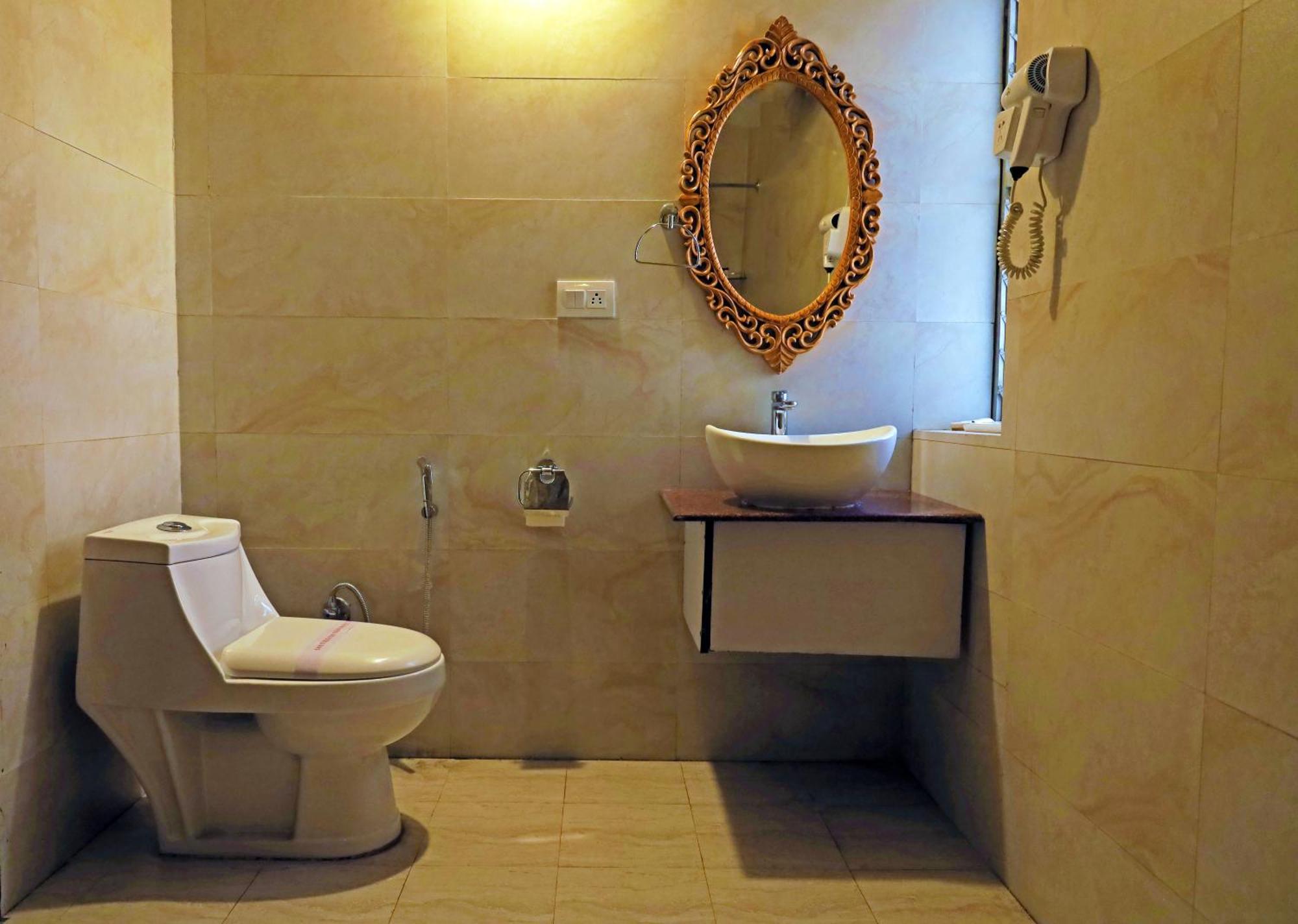 The Neeraj Ganga Heritage Palace Rishīkesh Extérieur photo