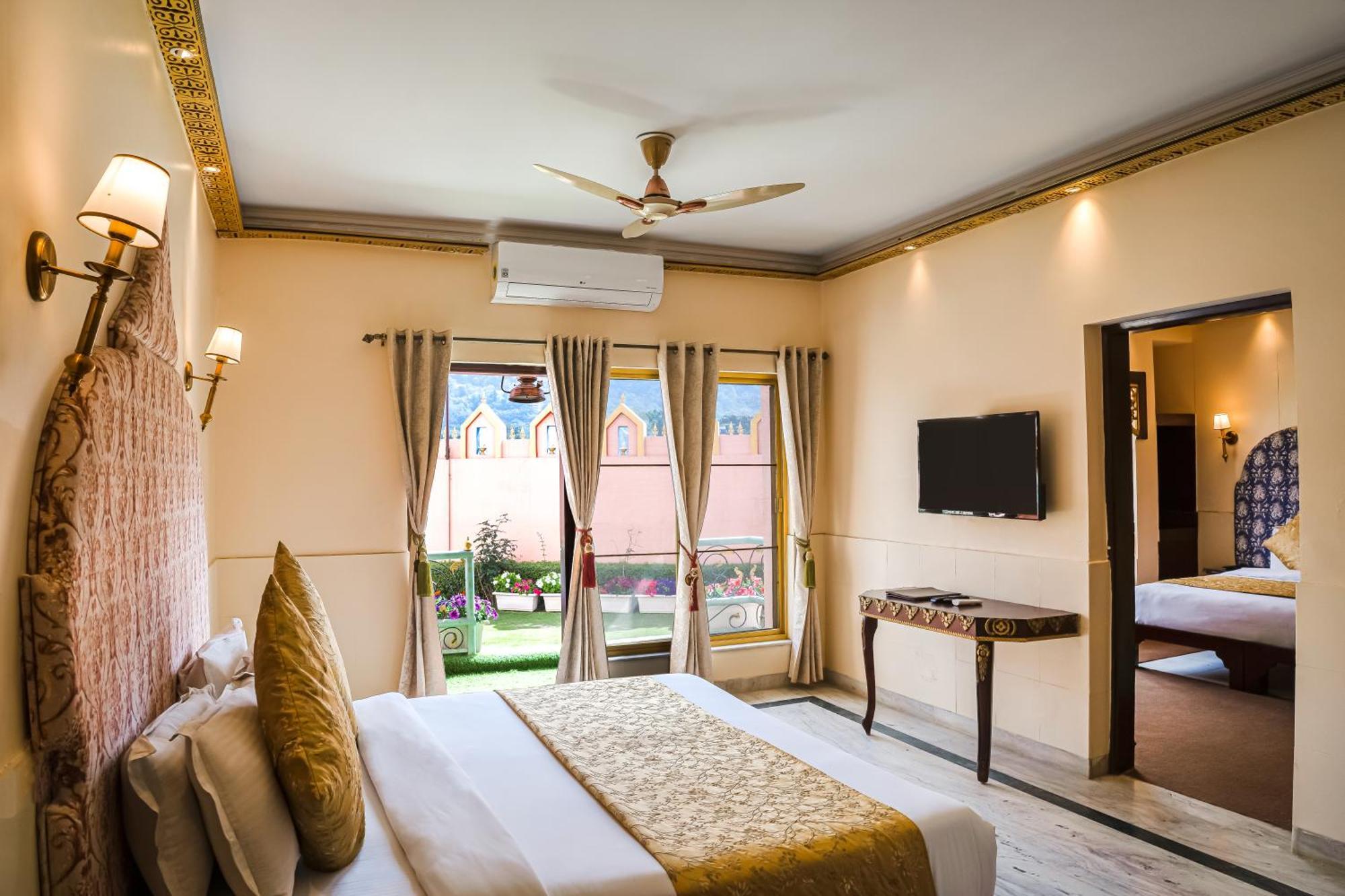 The Neeraj Ganga Heritage Palace Rishīkesh Extérieur photo